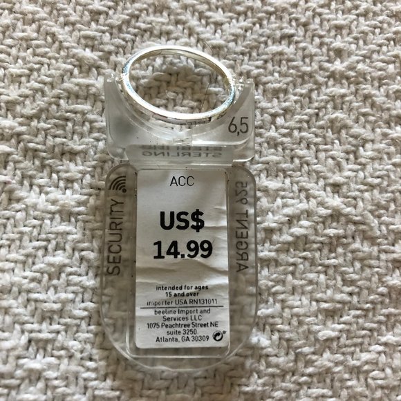 Stirling Silver Ring size 6.5 - Picture 1 of 2